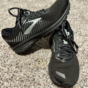 Brooks Ghost 12 Running Shoes
